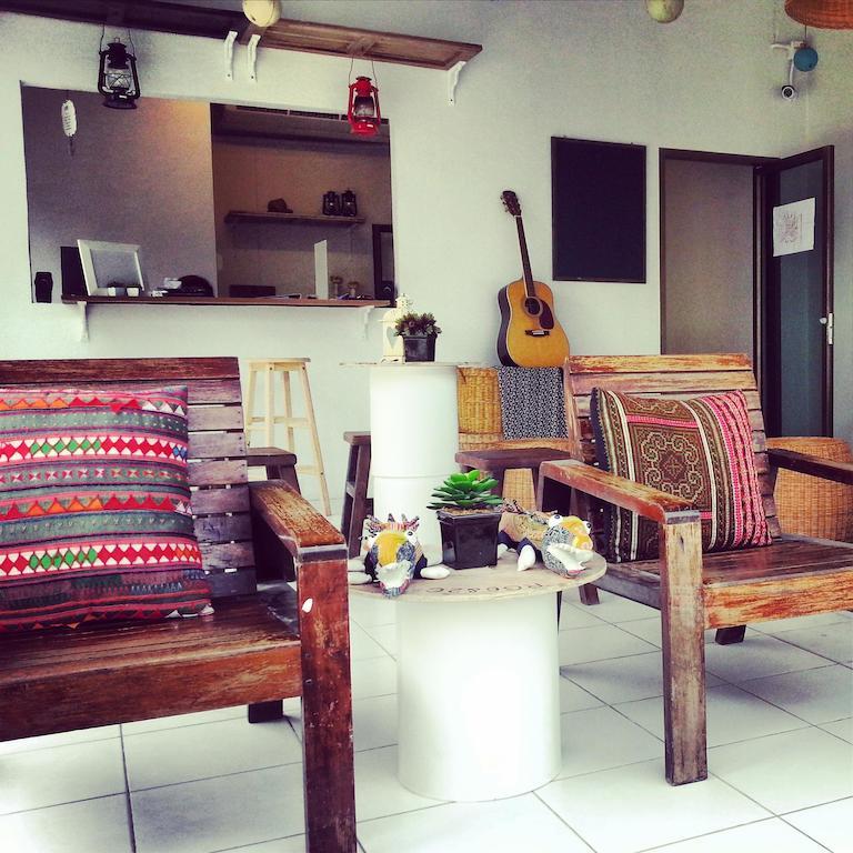 Feelgood@Journey Hostel Phuket Exteriör bild
