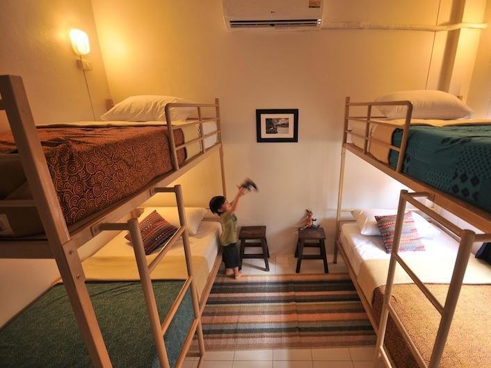 Feelgood@Journey Hostel Phuket Exteriör bild