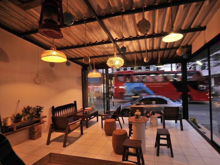 Feelgood@Journey Hostel Phuket Exteriör bild