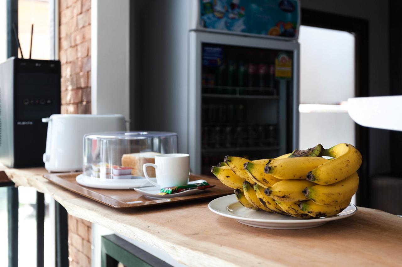 Feelgood@Journey Hostel Phuket Exteriör bild