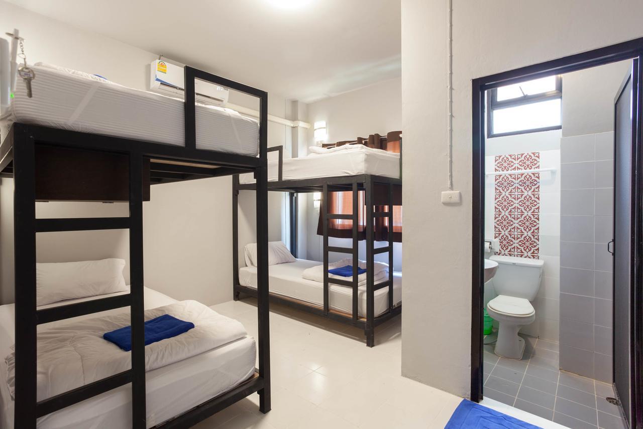Feelgood@Journey Hostel Phuket Exteriör bild