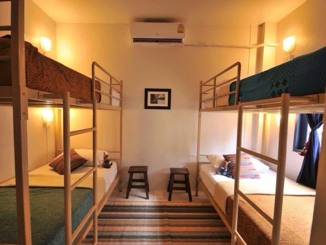 Feelgood@Journey Hostel Phuket Exteriör bild